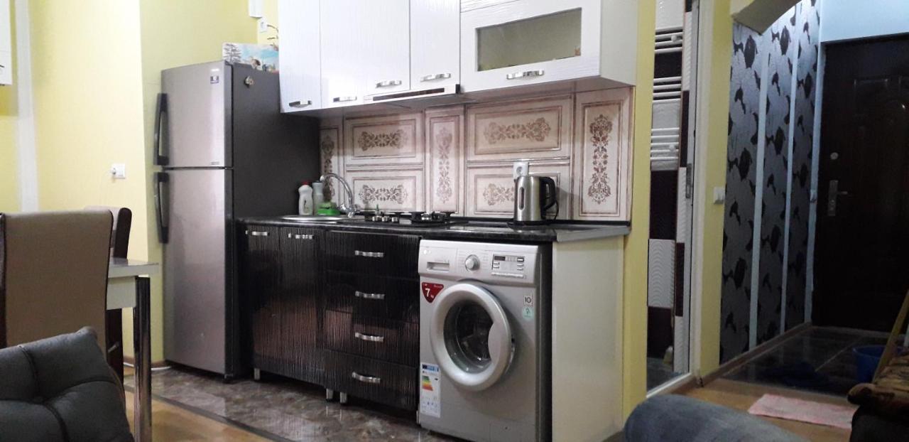 Apartament Giorgi Bordzjomi Buitenkant foto